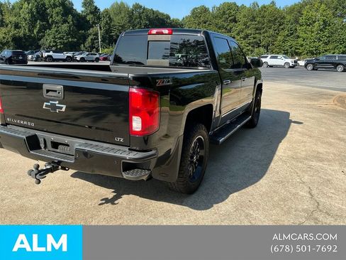 Used 2017 Chevrolet Silverado 1500 LTZ Z71 w/ LTZ Plus Package AWD/4WD image 4