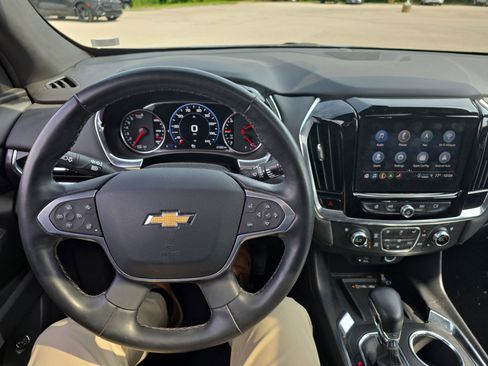 Used 2023 Chevrolet Traverse High Country w/ LPO, Cargo Package FWD image 14