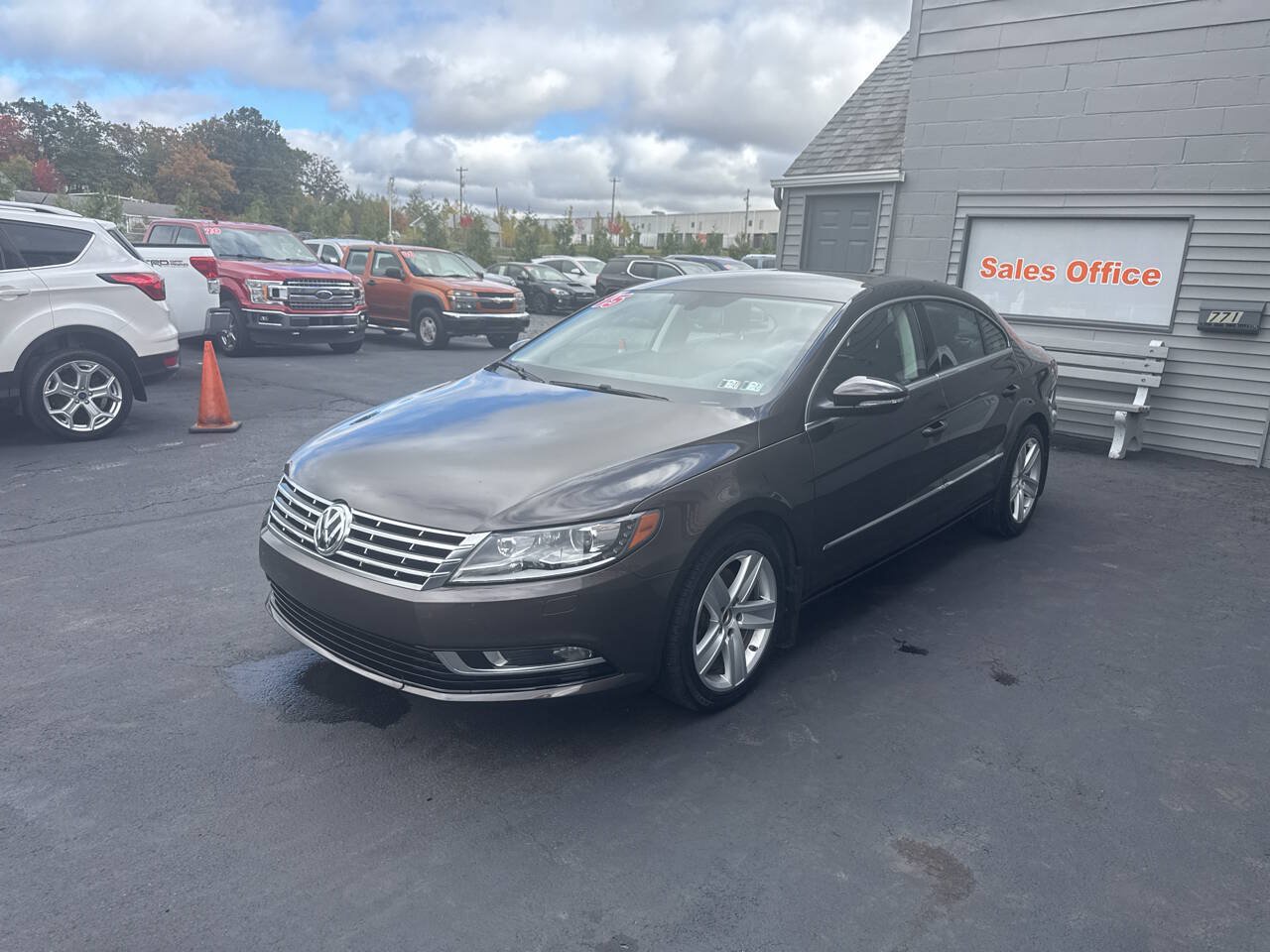 Used 2015 Volkswagen CC Sport FWD image 3