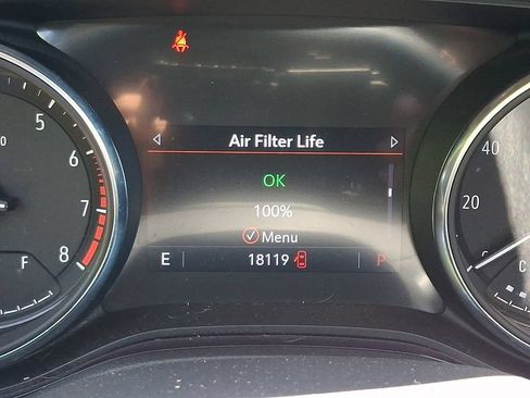 Used 2023 Buick Encore GX Preferred w/ Cold Weather Comfort Package FWD image 19