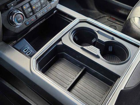 Used 2017 Ford F250 Lariat w/ Lariat Value Package image 24