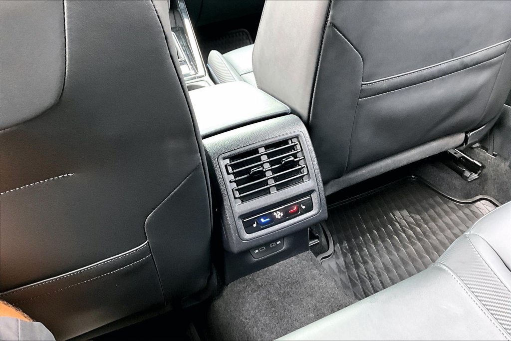 Used 2024 Volkswagen Golf R AWD/4WD image 15