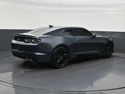 Used 2022 Chevrolet Camaro LT w/ RS Package RWD image 5
