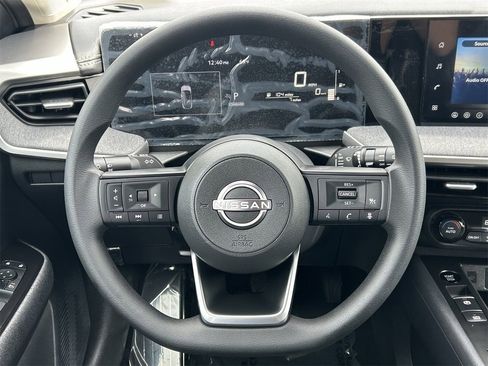 New 2026 Nissan Kicks SV image 24