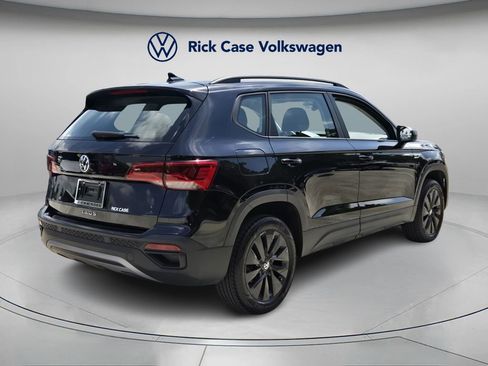 Certified 2024 Volkswagen Taos S FWD image 6
