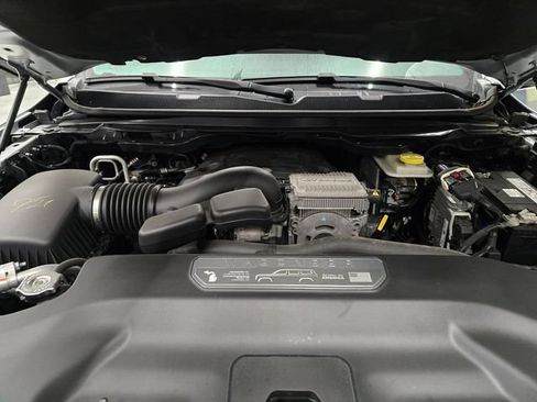 Used 2022 Jeep Wagoneer Series II AWD/4WD image 13