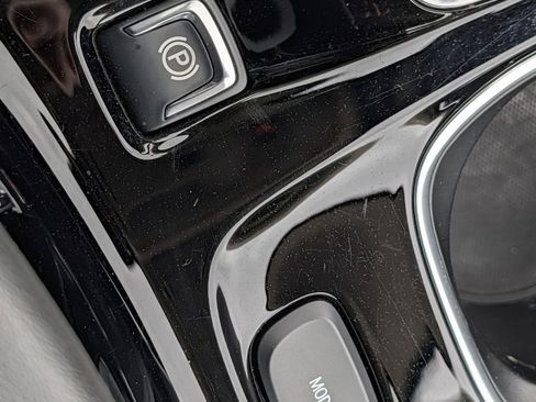 Used 2023 Buick Envision Essence AWD/4WD image 49