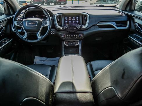 Used 2024 GMC Terrain SLT AWD/4WD image 28