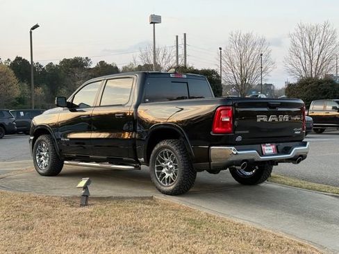 New 2026 RAM 1500 Big Horn AWD/4WD image 5