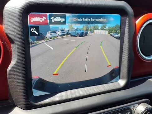 Used 2021 Jeep Gladiator Rubicon AWD/4WD image 24
