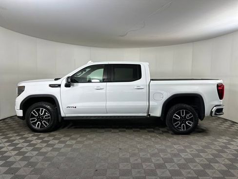 Used 2022 GMC Sierra 1500 AT4 w/ AT4 Premium Package image 6