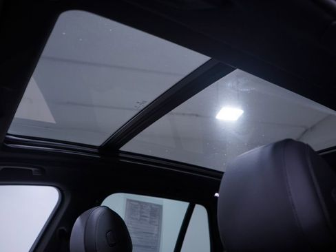Used 2025 BMW X5 xDrive40i w/ M Sport Package image 8