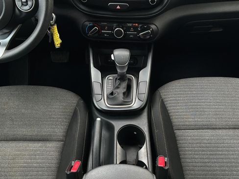 Used 2021 Kia Soul S FWD image 13