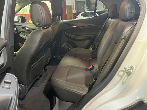 Used 2025 Buick Encore GX Preferred image 24