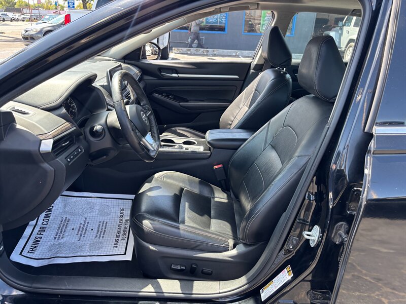 Used 2020 Nissan Altima 2.5 SL FWD image 7