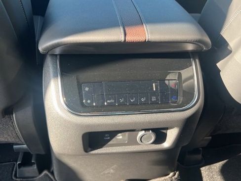 New 2026 Nissan Armada SL w/ Captain's Chari Seat Package image 10