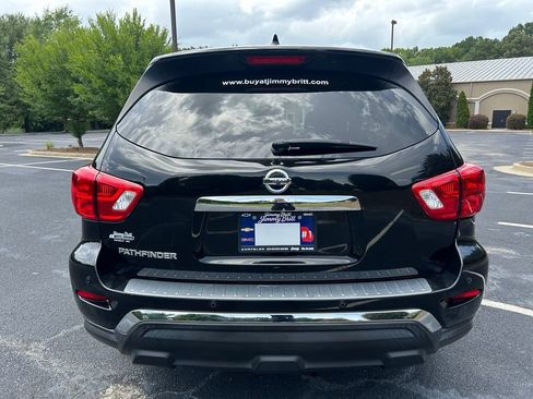 Used 2020 Nissan Pathfinder S FWD image 14