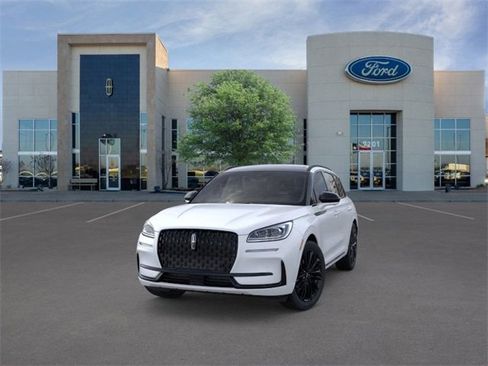 New 2026 Lincoln Corsair Reserve w/ Jet Appearance Package image 2