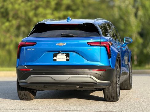 Used 2024 Chevrolet Blazer EV LT AWD/4WD image 7