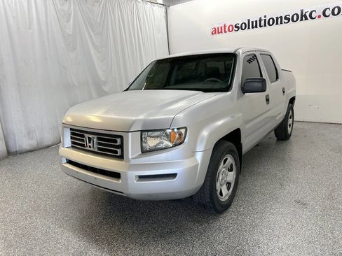 Used 2008 Honda Ridgeline RT image 3