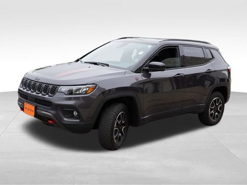 Certified 2024 Jeep Compass Trailhawk w/ Trailhawk Convenience Group image 13