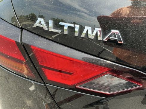 Used 2020 Nissan Altima 2.5 SR FWD image 6