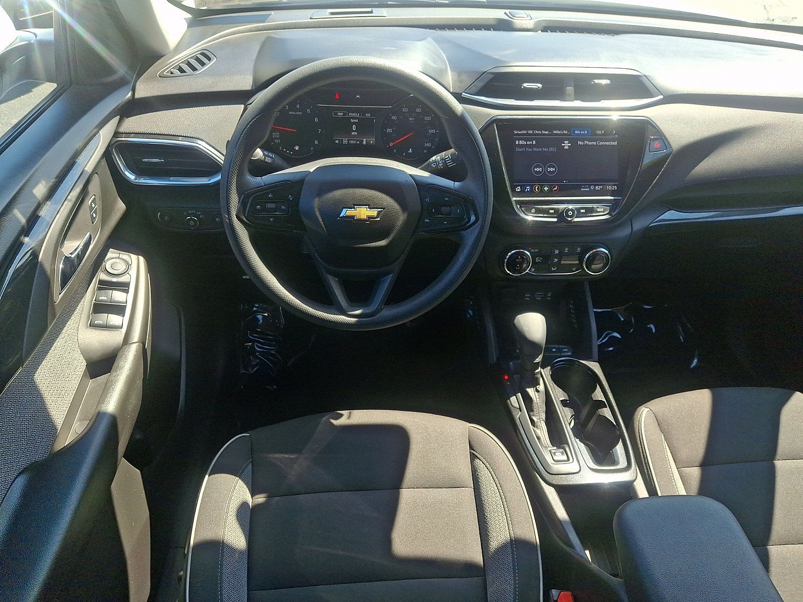 Used 2023 Chevrolet TrailBlazer LT w/ Convenience Package AWD/4WD image 11