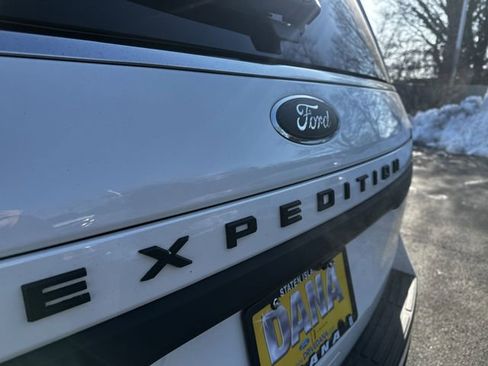 Certified 2022 Ford Expedition XLT image 49