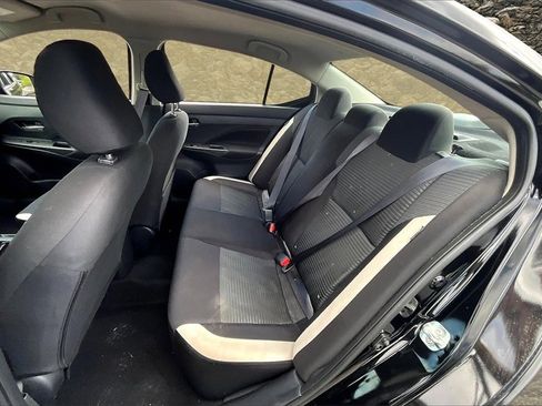 Used 2021 Nissan Versa SV image 24