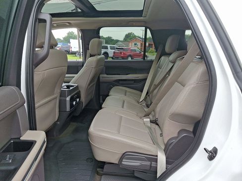 Used 2020 Ford Expedition XLT w/ Equipment Group 202A image 12