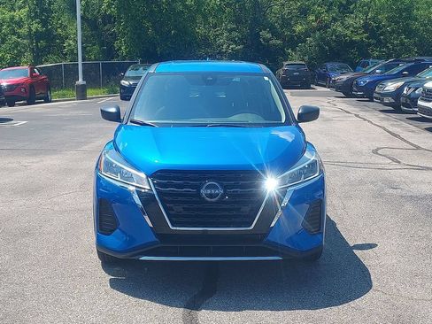 Used 2024 Nissan Kicks S FWD image 2