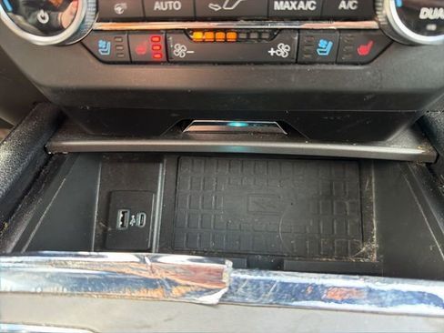 Used 2020 Ford Expedition Max XLT w/ Equipment Group 202A image 35