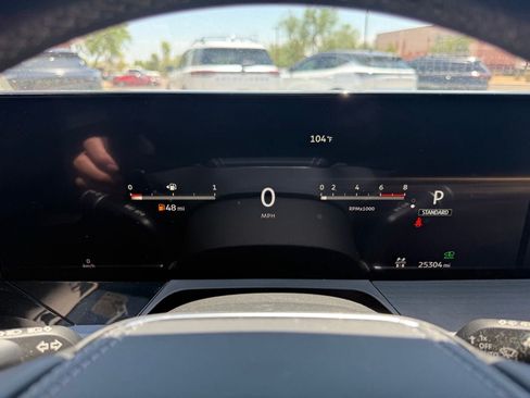 Certified 2025 INFINITI QX80 Sensory AWD/4WD image 15