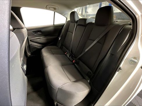 Used 2024 Toyota Corolla LE image 35