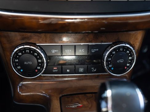 Used 2013 Mercedes-Benz G 550 image 32