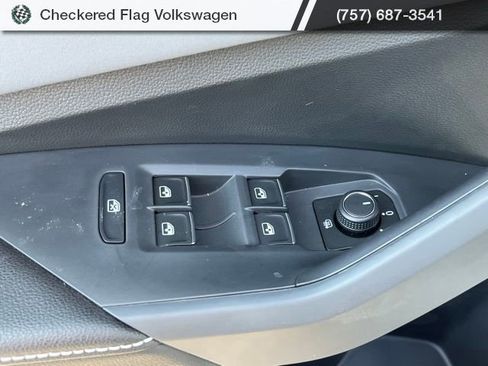 New 2026 Volkswagen Jetta SE FWD image 15