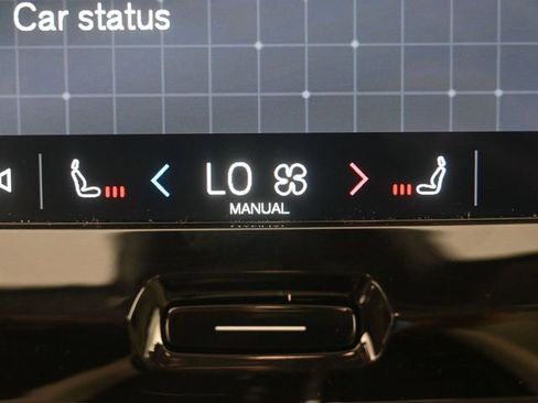 Used 2025 Volvo XC60 B5 Plus w/ Protection Package Premier image 19