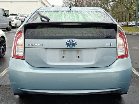 Used 2014 Toyota Prius Two image 5