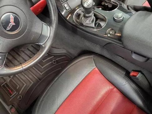 Used 2013 Chevrolet Corvette 427 w/ 1SB Preferred Equipment Group RWD image 12