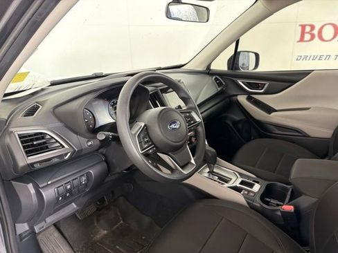 Used 2024 Subaru Forester AWD/4WD image 12