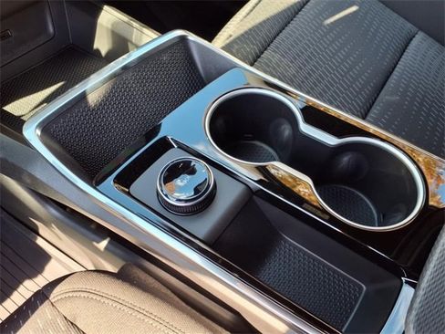 New 2026 Chevrolet Equinox LT w/ LPO, Floor Liner Package image 14