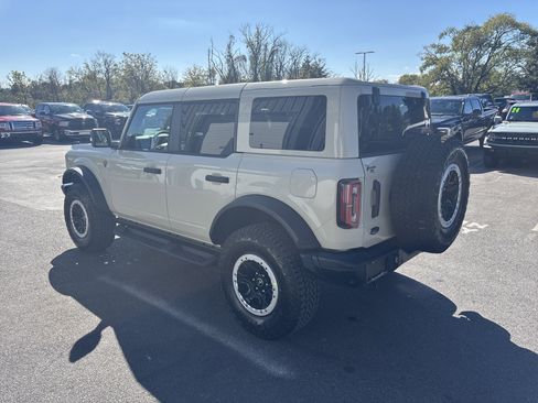New 2025 Ford Bronco Badlands image 6