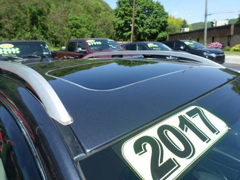 Used 2017 Subaru Impreza 2.0i Premium image 40