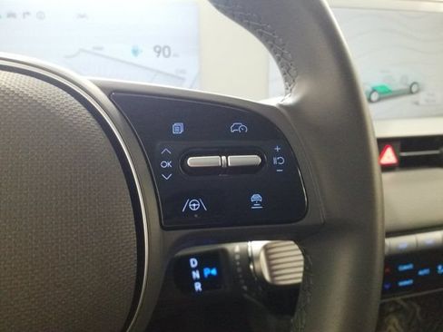 Used 2024 Hyundai Ioniq 5 SE RWD image 5