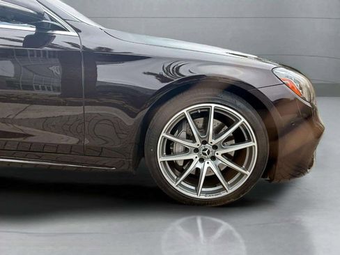 Used 2019 Mercedes-Benz S 560 4MATIC Sedan image 6