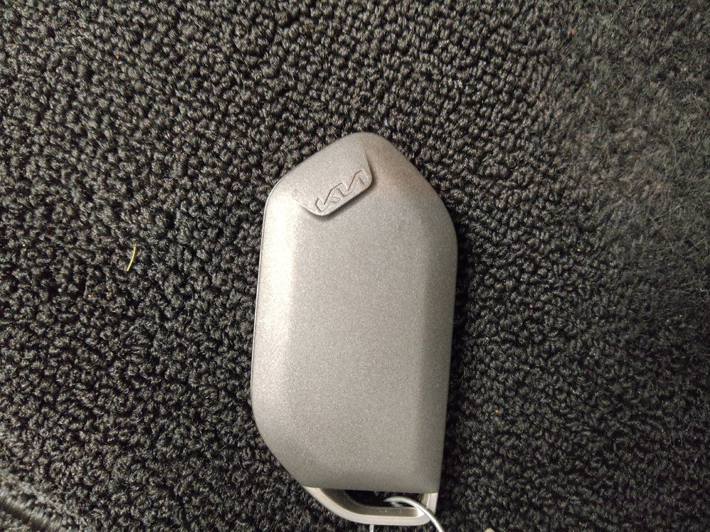 Used 2025 Kia K4 FWD image 32