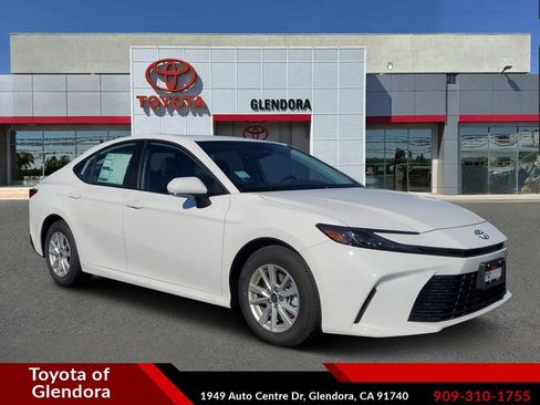 New 2026 Toyota Camry LE image 1