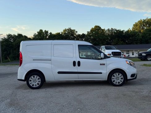 Used 2018 RAM ProMaster City Tradesman SLT FWD image 11