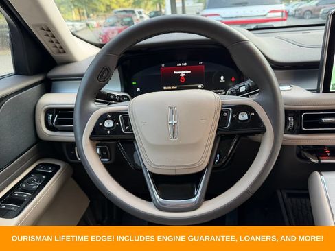 Used 2022 Lincoln Aviator AWD w/ Premium Package image 14