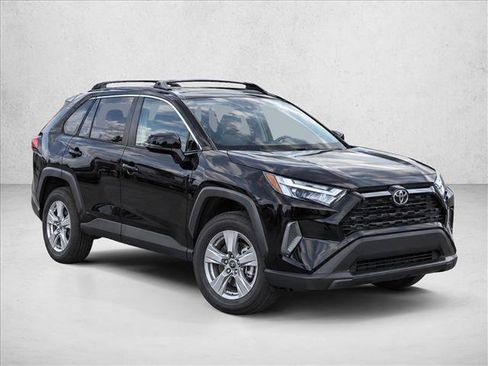 Used 2025 Toyota RAV4 XLE w/ Convenience Package AWD/4WD image 3